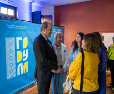 "Rodyna": documentário mostra trajetória de cientistas ucranianos acolhidos no Paraná
