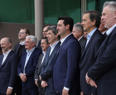 Ratinho Junior visita cooperativa e Centro de Inovação na Argentina