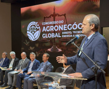 Paraná apresenta em congresso iniciativas que unem ciência e produção agropecuária