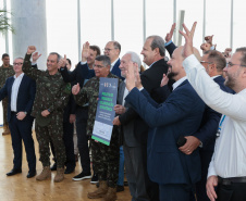 Paraná firma parceria com Exército para desenvolvimento de pesquisas em IA e cibersegurança