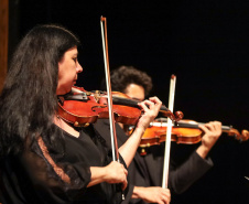 Orquestra Sinfônica do Paraná abre o Festival de Música de Maringá e encanta o público