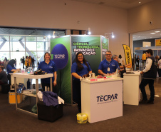 Com laboratório simulado, Tecpar apresenta trabalho a visitantes no Paraná Faz Ciência