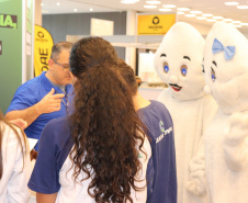 Com laboratório simulado, Tecpar apresenta trabalho a visitantes no Paraná Faz Ciência