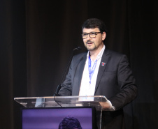 Estado e universidades estaduais debatem estratégias para formação de professores