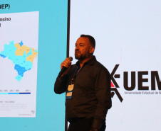 Estado e universidades estaduais debatem estratégias para formação de professores