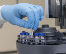 Com laboratório especializado, Tecpar aumenta análises sobre presença de metanol em bebidas