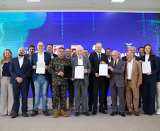 Paraná firma parceria com Exército para desenvolvimento de pesquisas em IA e cibersegurança