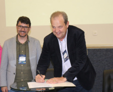 Governo repassa R$ 1,7 milhão para Unioeste investir em laboratórios e inovação