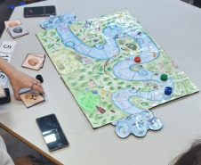 Alunos da rede estadual mostram projetos na Feira Científica Paraná Faz Ciência