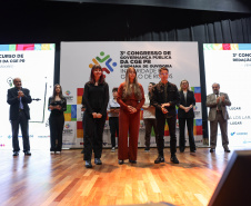 Vencedores do 3º Concurso de Redação da CGE recebem prêmios