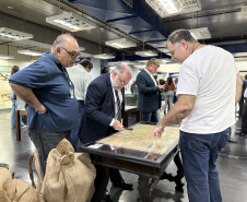 Arquivo Público do Paraná inaugura exposição valorizando a história do cooperativismo