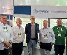 Estado anuncia R$ 1,5 milhão para criar polo tecnológico da mandioca em Paranavaí