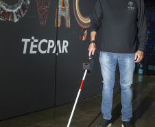 Incubada no Tecpar, empresa desenvolve bengala inteligente para deficientes visuais