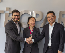 Tecpar e Sinovac iniciam trabalhos para produção de vacinas para o SUS no Paraná