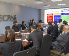 Tecpar e Sinovac iniciam trabalhos para produção de vacinas para o SUS no Paraná