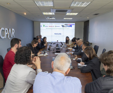 Tecpar e Sinovac iniciam trabalhos para produção de vacinas para o SUS no Paraná