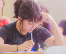 Cerca de 14 mil candidatos realizam o PSS da Universidade Estadual de Ponta Grossa