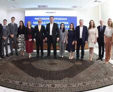 Governador Ratinho Junior empossa quatro novos procuradores do Estado