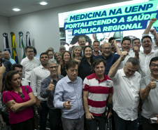 Ratinho Junior autoriza implementação do curso de Medicina na UENP para atender o Norte Pioneiro