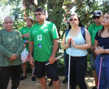 Cegos testam crachá desenvolvido na Unioeste que lê e descreve imagens com IA