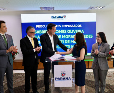 Governador Ratinho Junior empossa quatro novos procuradores do Estado