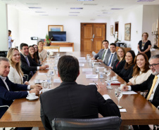 Governador Ratinho Junior empossa quatro novos procuradores do Estado