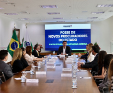 Governador Ratinho Junior empossa quatro novos procuradores do Estado