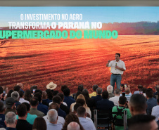 Ratinho Junior lança programas que levam energia mais potente e conectividade às propriedades rurais