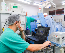 Hospital Universitário da UEL realiza pela primeira vez cirurgia de coluna com técnica Alif