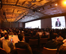 Em São Paulo, Ratinho Junior apresenta resultados do Paraná a investidores globais