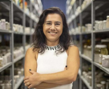 Com políticas públicas do Estado, Paraná se destaca com a presença feminina na ciência