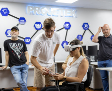 Projetek da Unioeste entrega projeto arquitetônico de escola municipal para Cafelândia