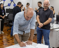 Projetek da Unioeste entrega projeto arquitetônico de escola municipal para Cafelândia