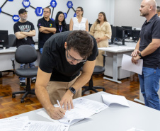Projetek da Unioeste entrega projeto arquitetônico de escola municipal para Cafelândia