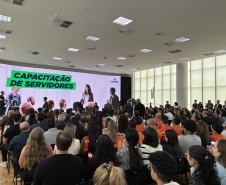 Estado vai capacitar dois mil servidores para atuarem em contratações públicas