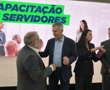 Estado vai capacitar dois mil servidores para atuarem em contratações públicas