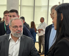 Estado vai capacitar dois mil servidores para atuarem em contratações públicas