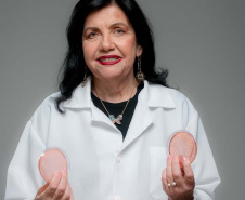 Com políticas públicas do Estado, Paraná se destaca com a presença feminina na ciência