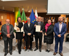 Universidades estaduais do Paraná firmam acordos de dupla diplomação em Portugal