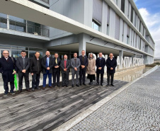 Universidades estaduais do Paraná firmam acordos de dupla diplomação em Portugal