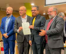 Universidades estaduais do Paraná firmam acordos de dupla diplomação em Portugal