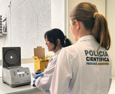 Mulheres na Ciência: trajetórias femininas marcam trabalho da Polícia Científica do Paraná