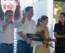 Governador anuncia parque tecnológico e novo curso de agronomia para Campo Mourão