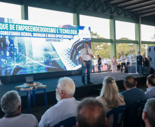 Governador anuncia parque tecnológico e novo curso de agronomia para Campo Mourão