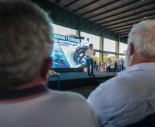 Governador anuncia parque tecnológico e novo curso de agronomia para Campo Mourão