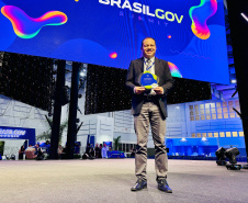 Paraná conquista cinco prêmios no BrasilGov Summit 2026 com inovações tecnológicas