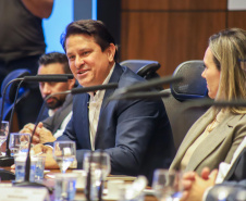 Governo discute construção dos Planos de Desenvolvimento Regional do Paraná