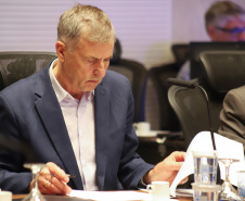 Governo discute construção dos Planos de Desenvolvimento Regional do Paraná