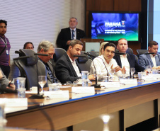 Governo discute construção dos Planos de Desenvolvimento Regional do Paraná