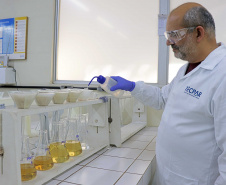 Tecpar inicia projeto inédito para estudar DNA do solo do Paraná